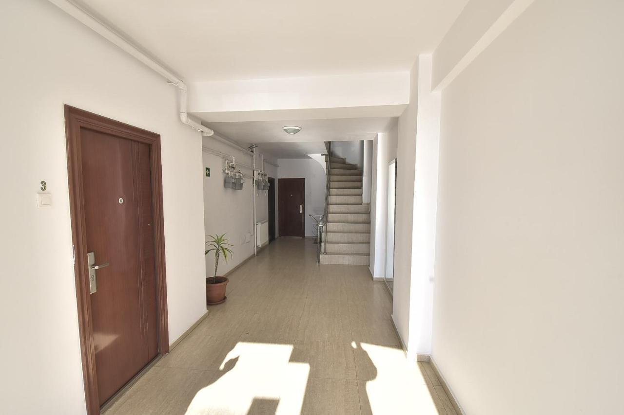 Vilagio Apartments Năvodari Екстериор снимка