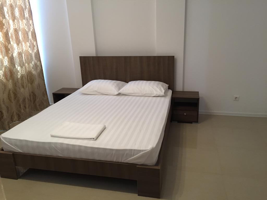 Vilagio Apartments Năvodari Екстериор снимка