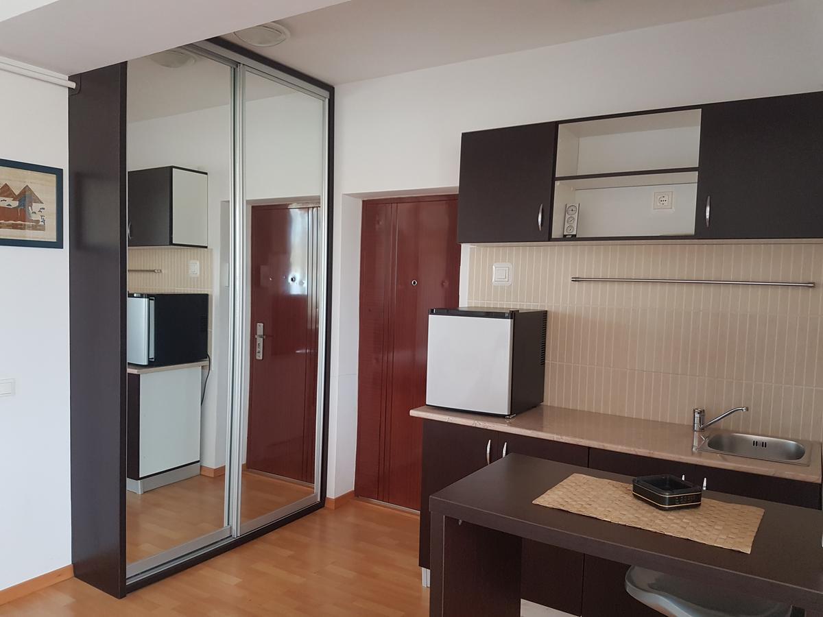 Vilagio Apartments Năvodari Екстериор снимка