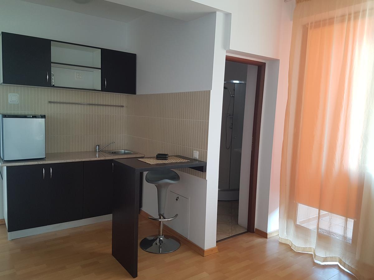 Vilagio Apartments Năvodari Екстериор снимка