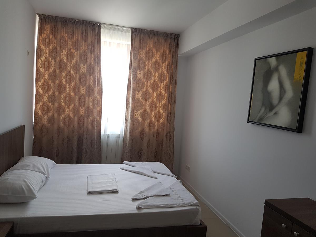 Vilagio Apartments Năvodari Екстериор снимка
